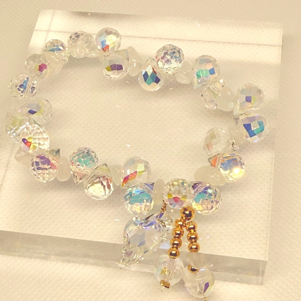 Elegant Crystal Beaded Bracelet